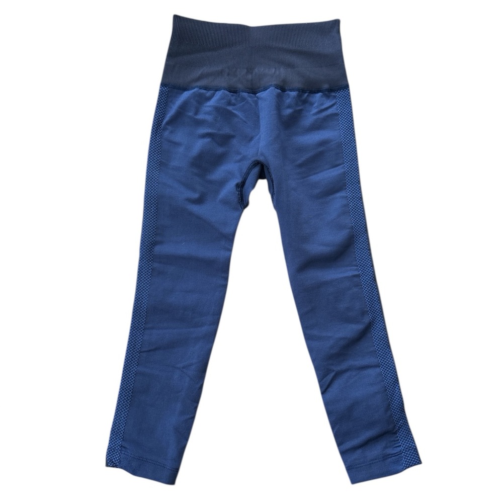 Lululemon Cropped Blue Leggings sz 2